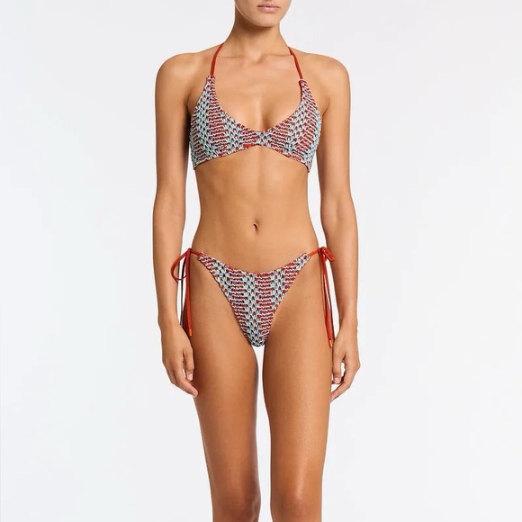 NWOT Triangl Cora Crochet Bikini - Picture 3 of 3